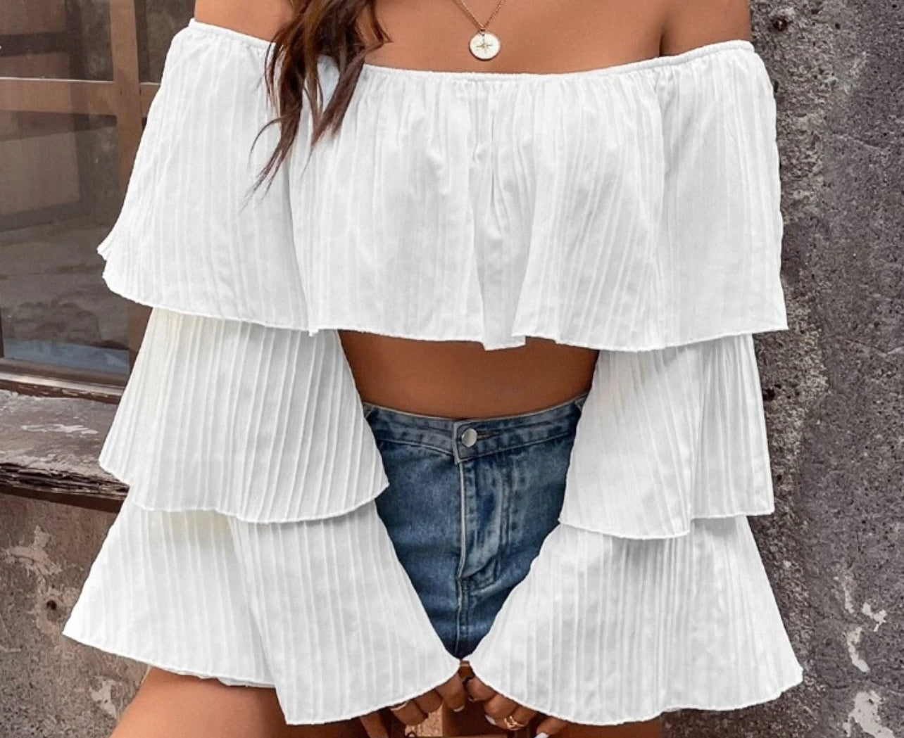 Off the shoulder layer blouse